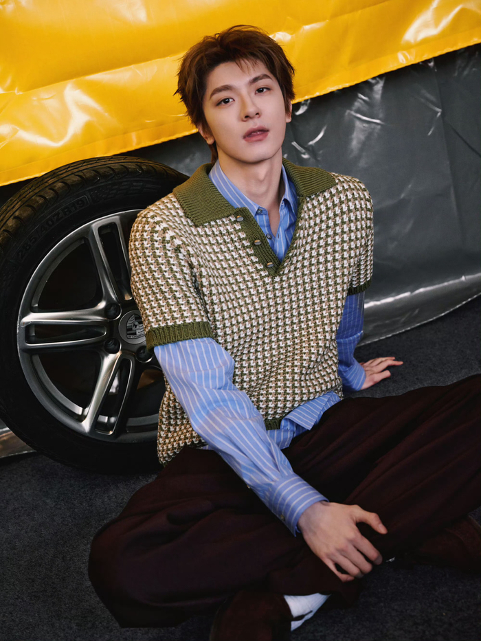 林一赛车手造型曝光，利落挺拔荷尔蒙拉满|电影感大片|发型|赛车服|大片|同学_新浪娱乐_新浪新闻